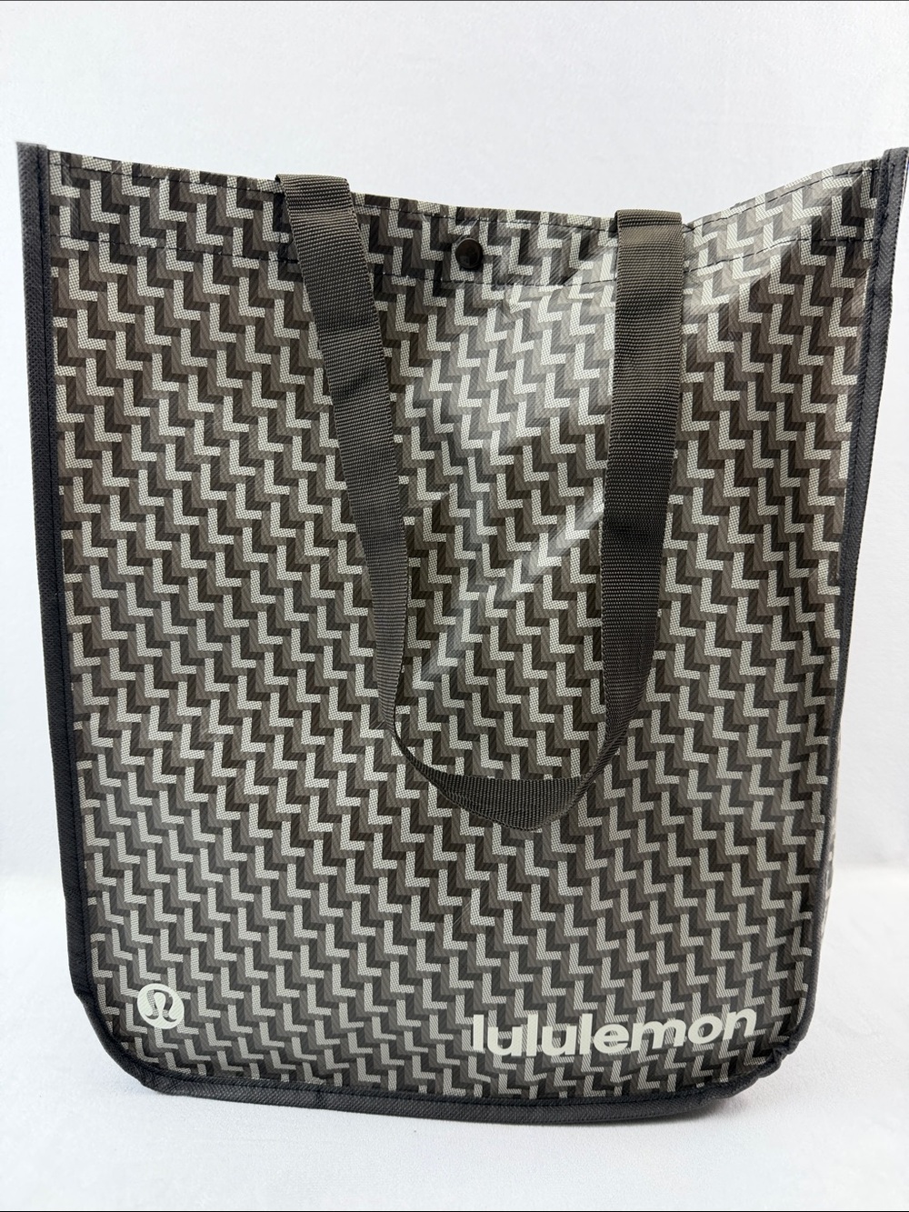 Lululemon Patterned Tote Bag in Gray and Black